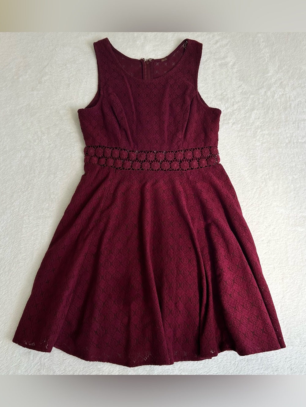 Free People Dress Women's 6 Burgundy Cut Out Daisy Waist Lace Skater Sleeveless
